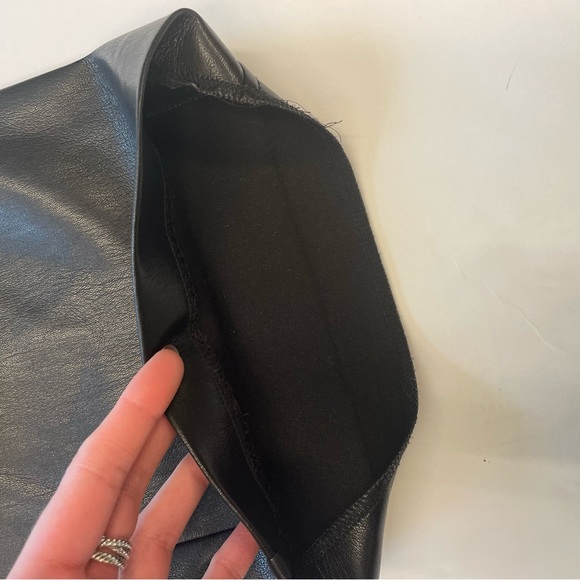 Aritzia Babaton Leather pants size 6 black - Picture 5 of 5